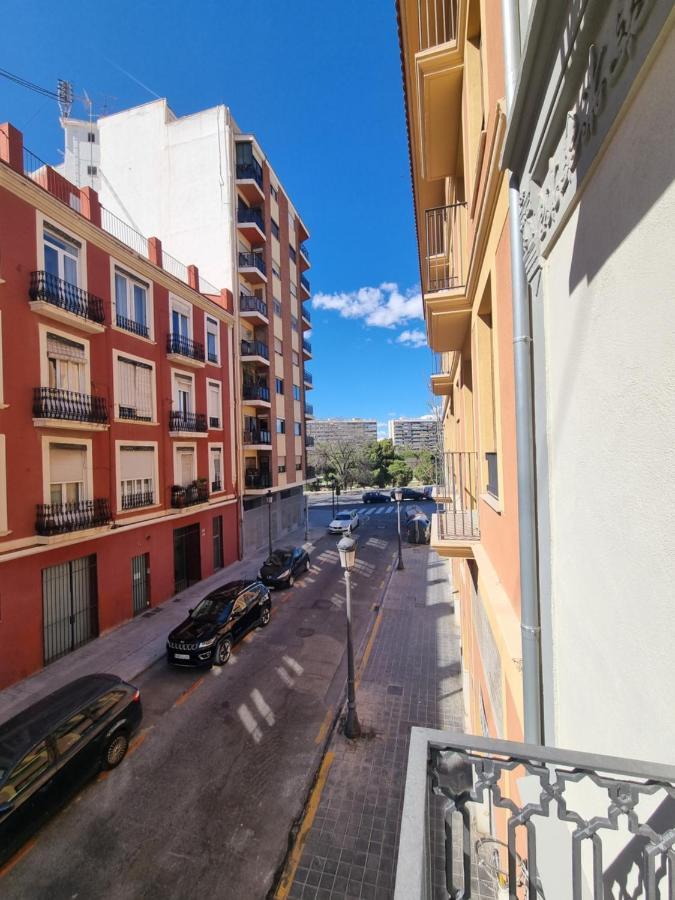Centrica Y Encantadora Vivienda. 瓦伦西亚 外观 照片